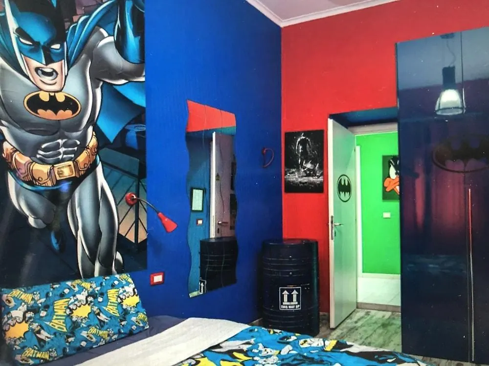 Comics Guesthouse Hostel Roma Italia
